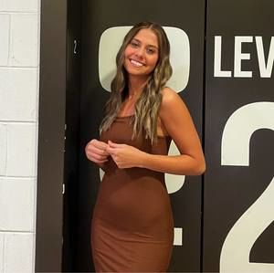 Meet your Posher, Katelyn